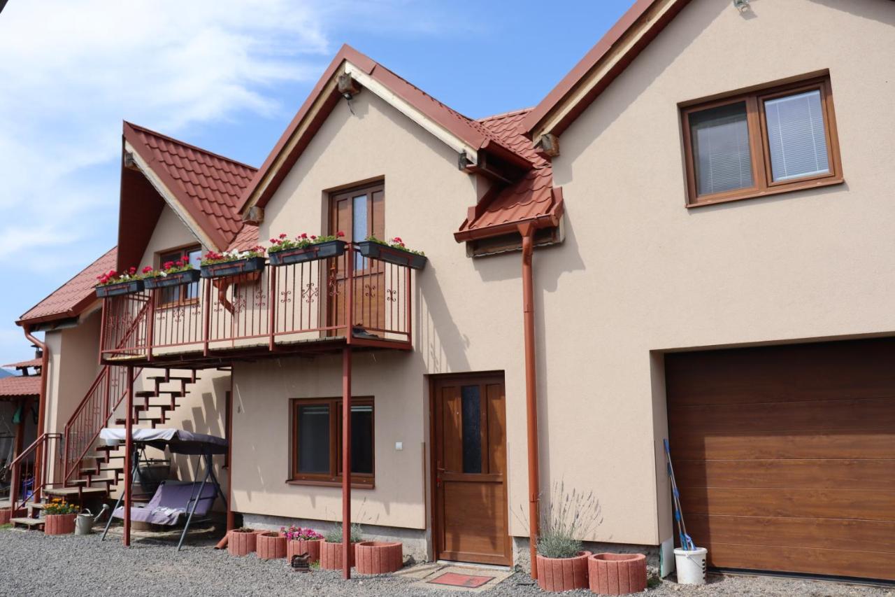 Agro Zula Apartment Hrabusice Exterior photo